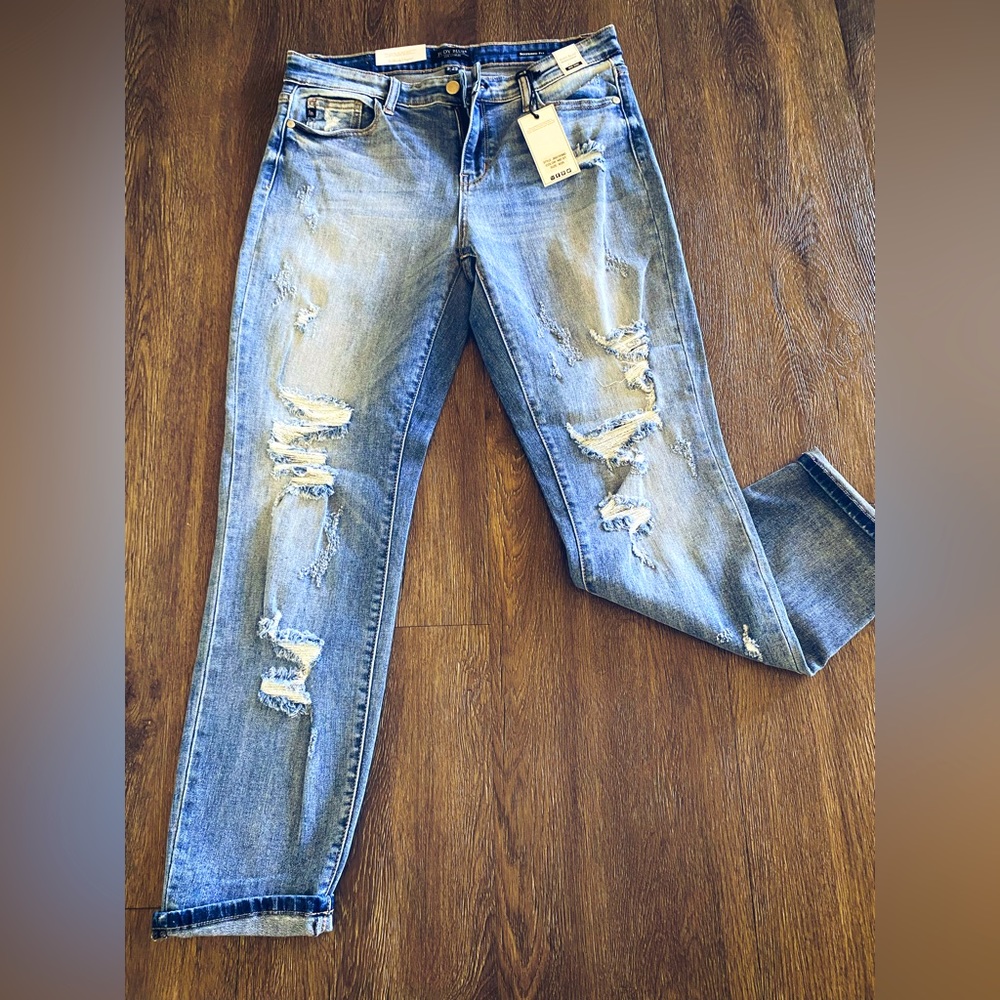 NWT Judy Blue Boyfriend Jeans